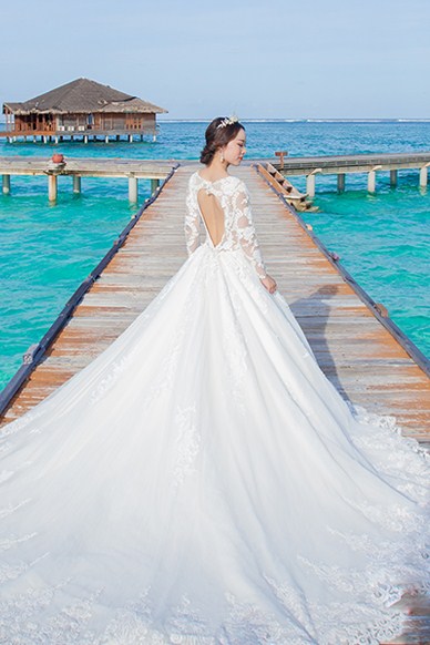 马尔代夫婚纱摄影,马尔代夫蜜月旅拍,神仙珊瑚岛婚拍,曼德芙仕岛旅拍,阿雅达岛婚纱照
